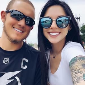 Meet your Posher, Halley